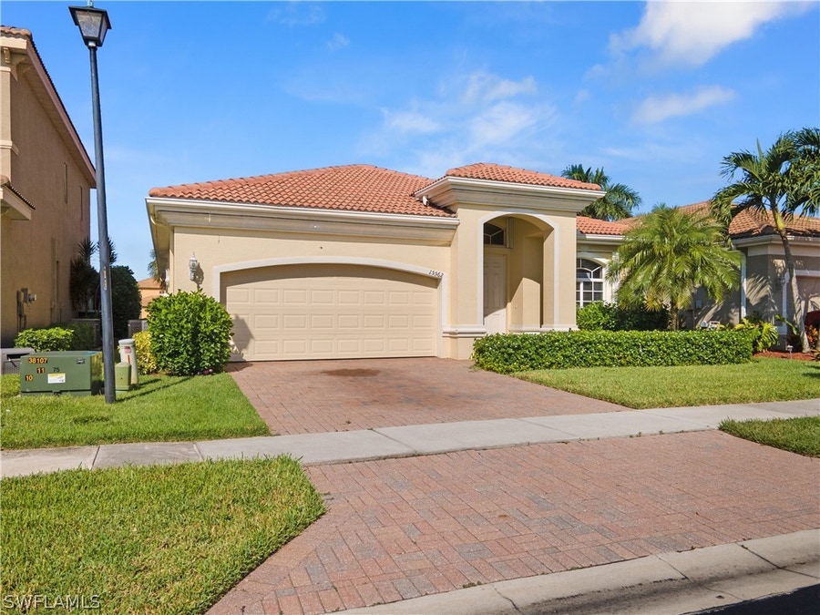 Property photo for 15562 Alton Drive, Fort Myers, FL